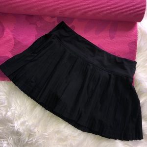 Pleated Lululemon tennis skirt